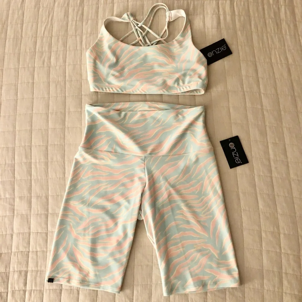 ONZIE workout set - Picture 1 of 7